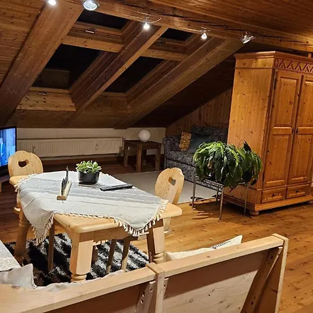 Schlossblick ヴェルト・アン・デア・ドナウ